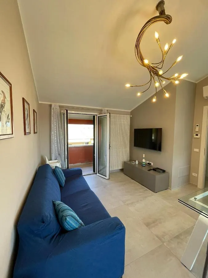 Apartment Appartamento Osvaldo Primo E Secondo Piano Senza Ascensore Sirmione Italy