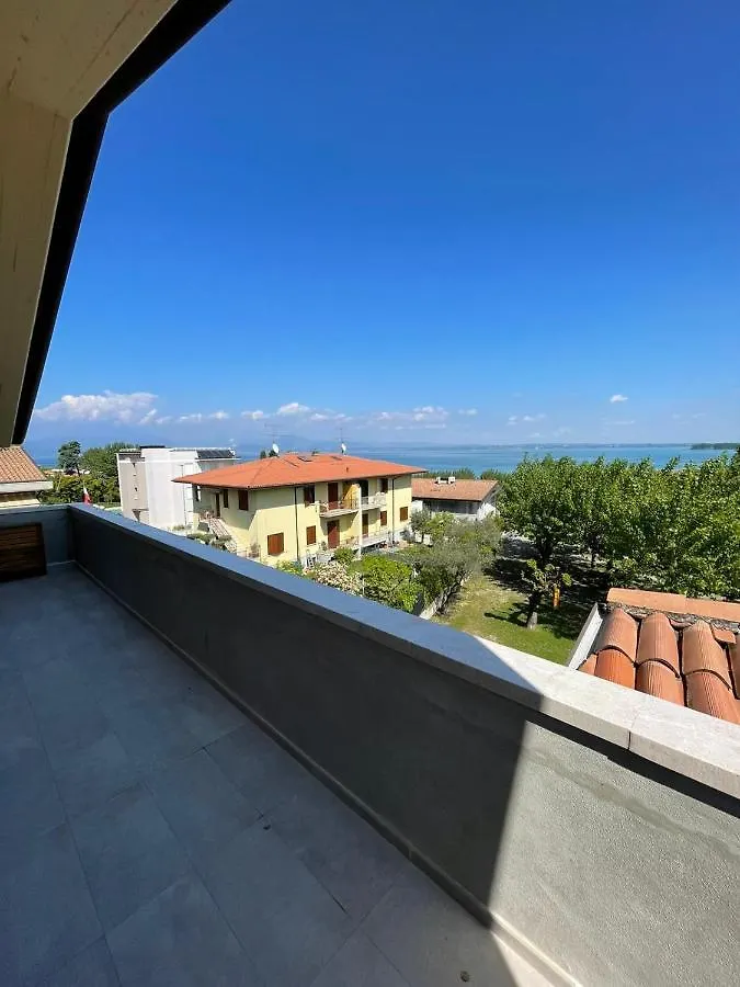 Apartment Appartamento Osvaldo Primo E Secondo Piano Senza Ascensore Sirmione